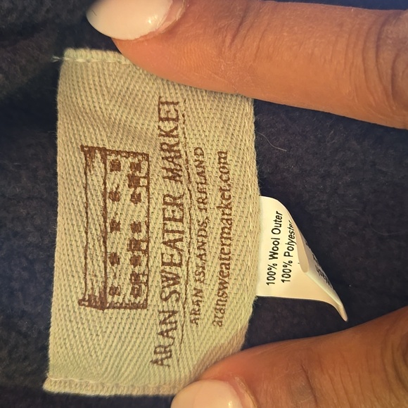 Aran Wool Chunky Cable Knit Fleece Lined Hat with Ear Flap In Army Green NWOT - Picture 7 of 10